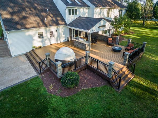 Trex deck with outdoor kitchen, covered porch in Flemington NJ