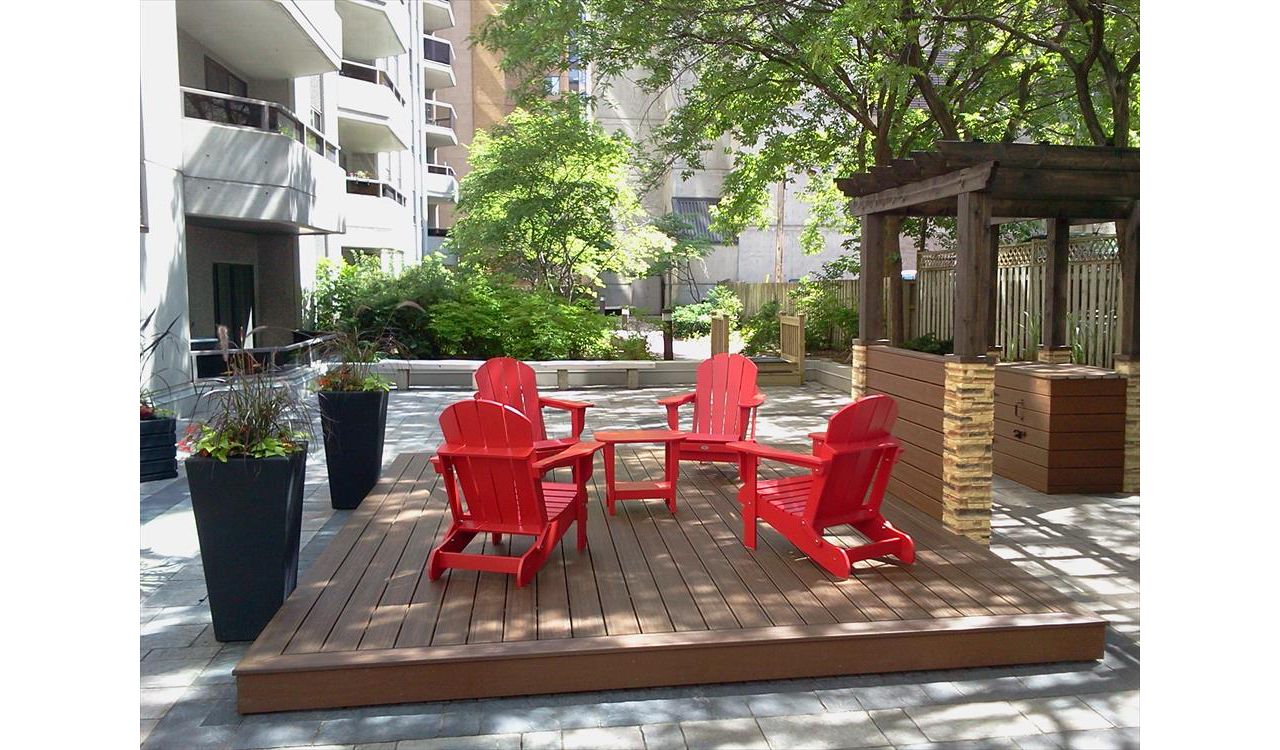 Trex Transcend Spiced Rum Tree House Brown Composite Decking Ottawa, Manotick, Carleton Place, Ontario