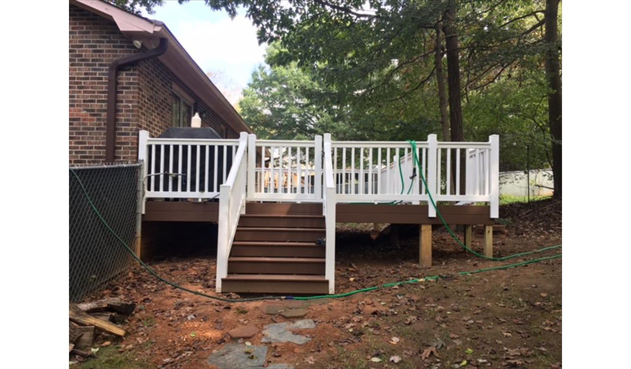 Trex Select deck in Lewisville, NC