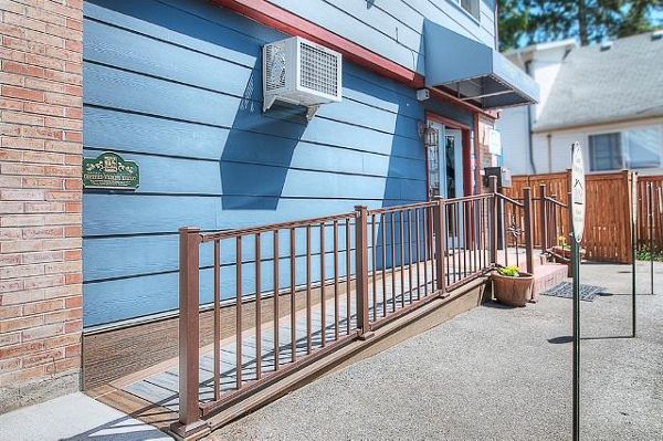 Trex deck outside Irons Brothers office, Shoreline, WA