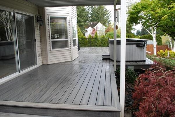Tigard, OR Trex Transcend Island Mist decking and railing