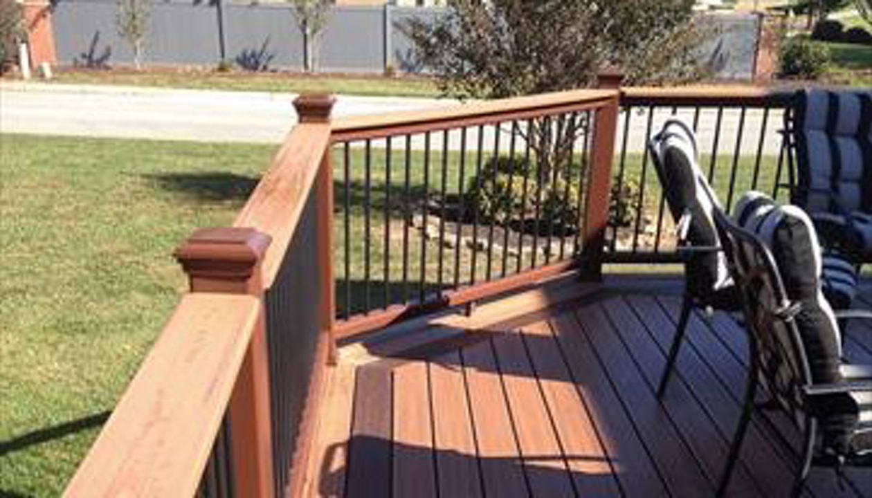 Great Trex composite deck, Maryville, TN