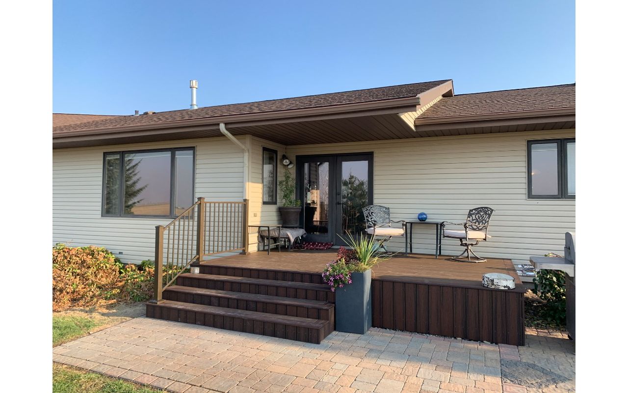 Re-deck with Spiced Rum interior and Lava Rock boarders and fascia