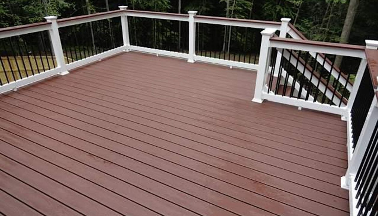 Trex Transcend Fire Pit Decking