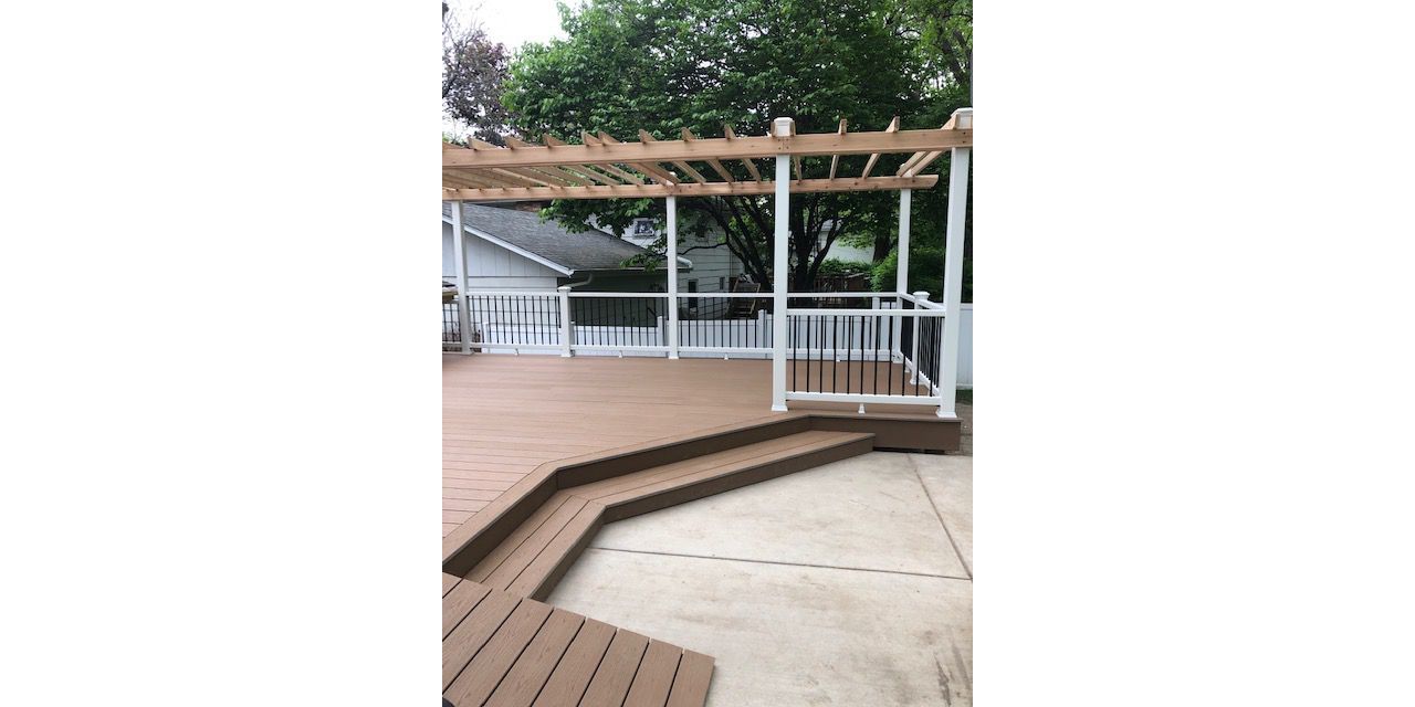 Trex/Enhance/Beach Dune/Composite Decking with Trex Enhance Railing (black and white) and Trex Composite Post Sleeves (White)