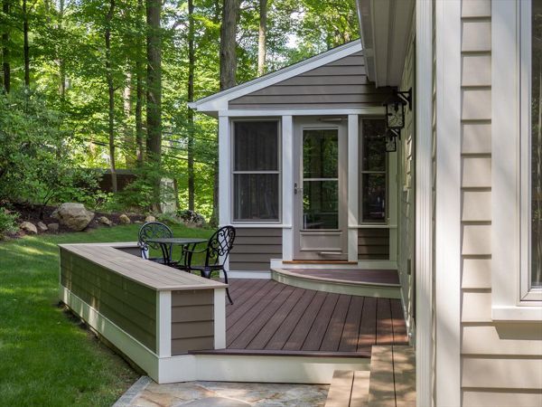 Deck and Screened Porch with Curved Step, Built In Seating, Trex Transcend, Spiced Rum, Ridgefield, CT