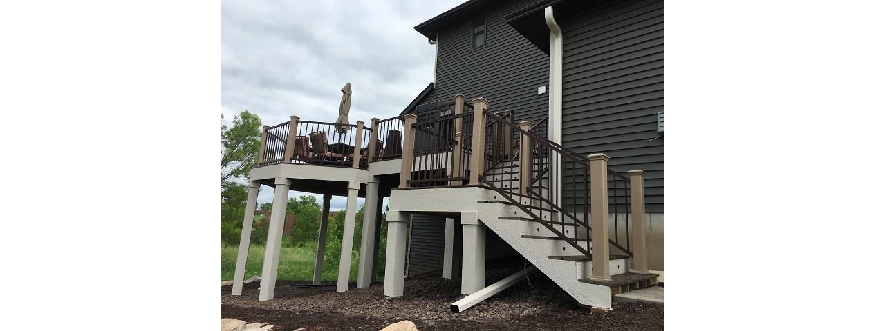 Chanhassen, MN VL border SR field color, bronze rail