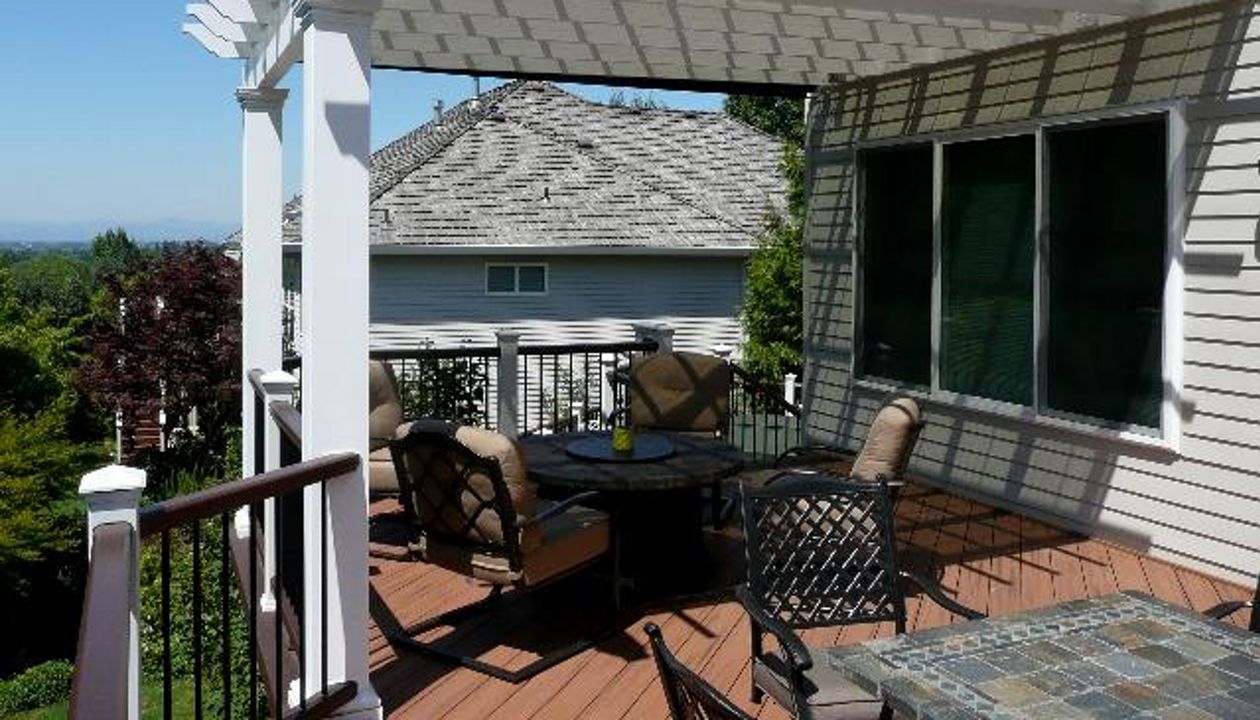 Trex Pergola w/ Canopy , Bauerwood Estates, Portland , Oregon