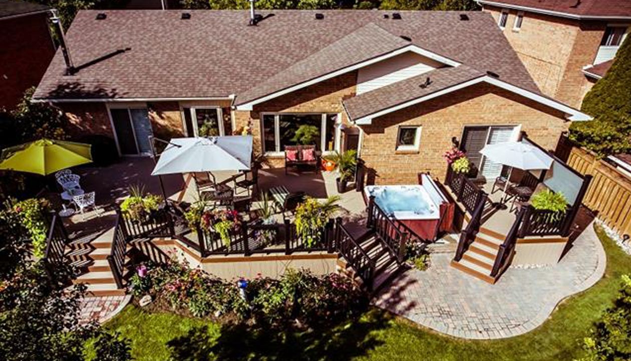 Trex Rope Swing, Black Railing, Whitby Ontario