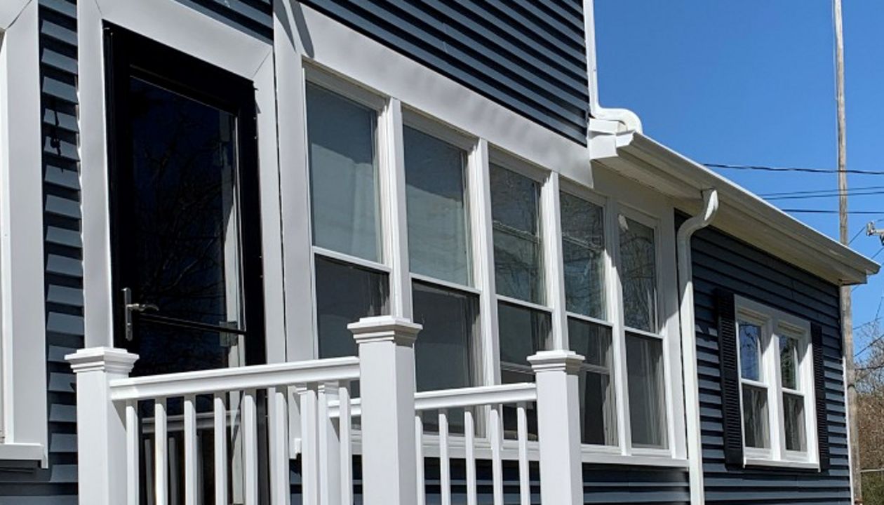 Trex Select Color: Pebble Grey