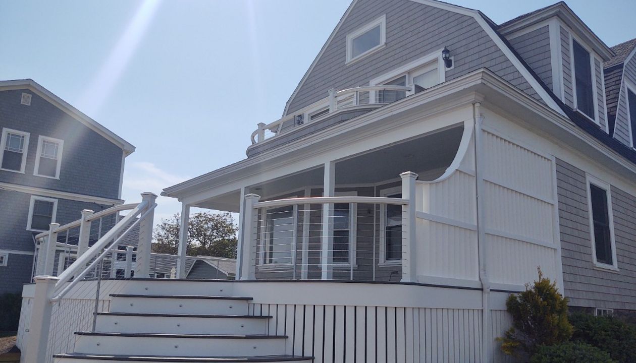 Island Mist with Transcend Railings 2021