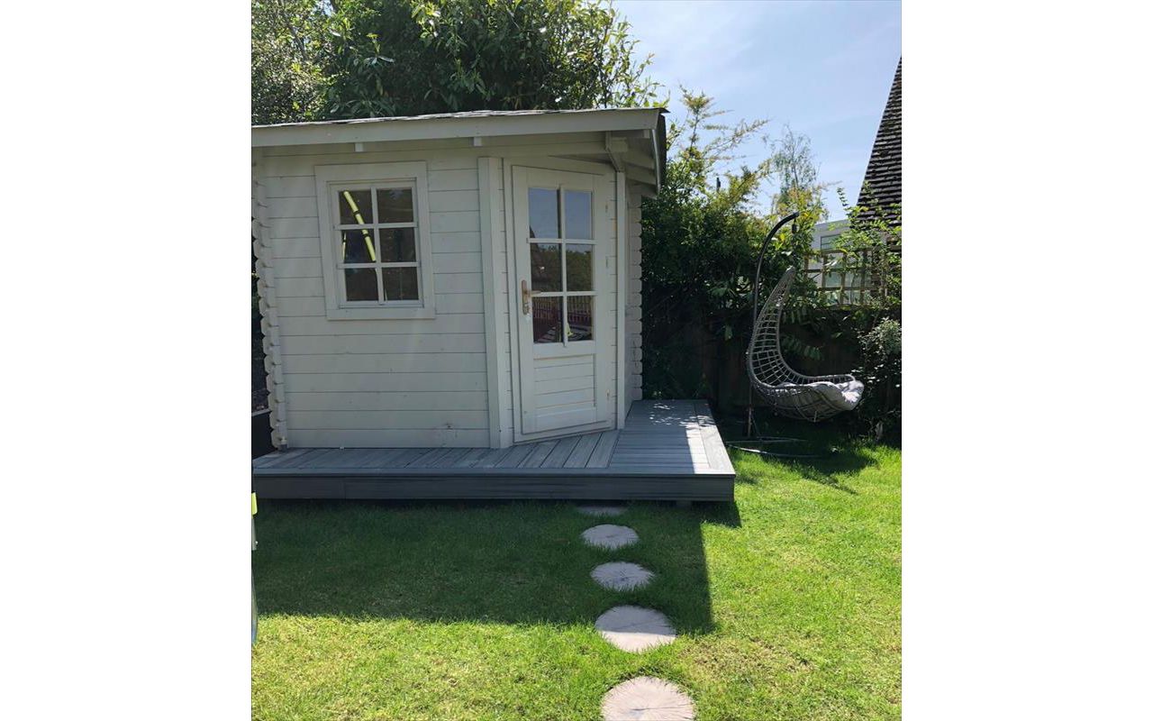 Trex Transcend Island Mist. A wrap around style deck on an external office.