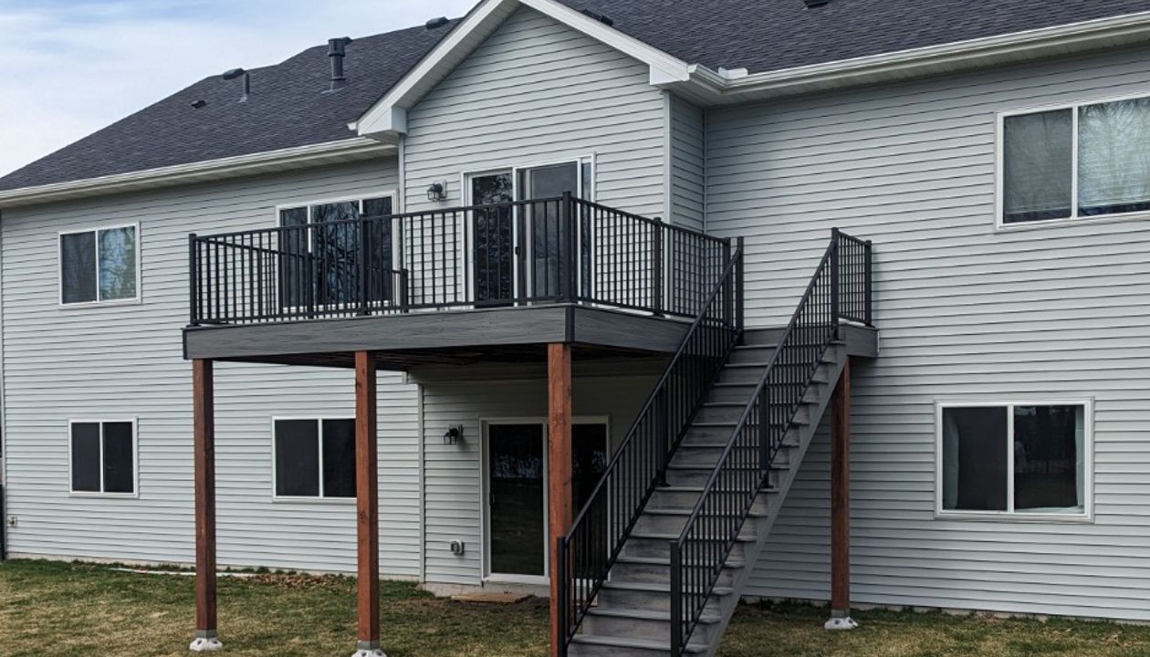 Trex Transcend Island Mist