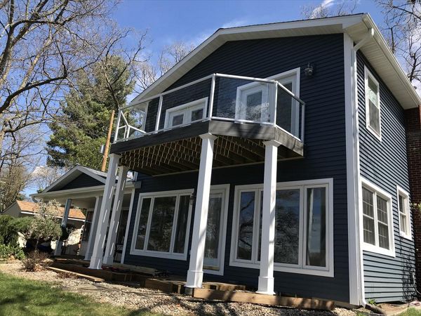 Trex Transcend Island Mist decking