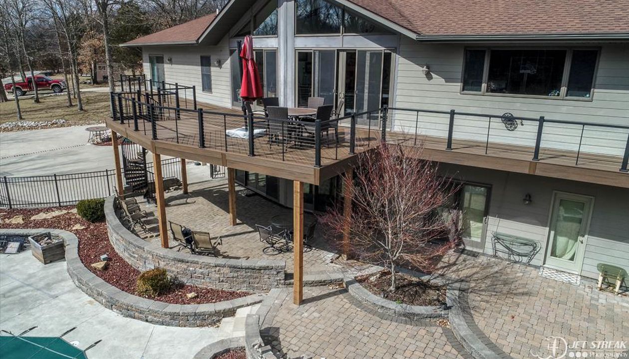 Trex Transcend Spiced Rum Decking