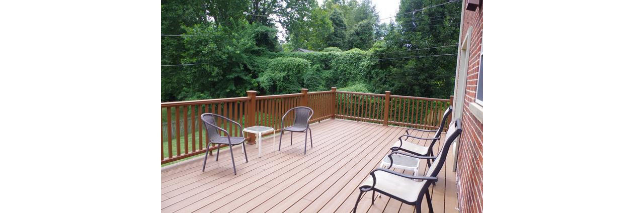 Trex Transcend grooved decking, Treehouse color