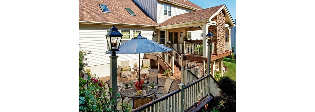 Trex Transcend Spiced Rum Deck with Roof and Fireplace