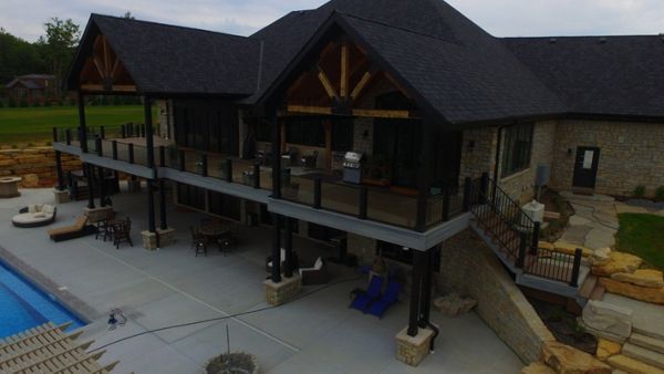 1700 sqft Trex Enhanced Naturals Coastal Bluff with Foggy Warf Picture Frame