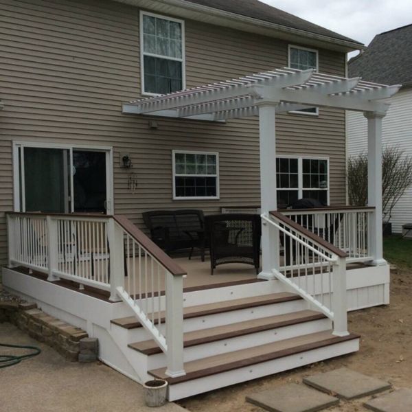 Trex Deck with Stair Lighting
