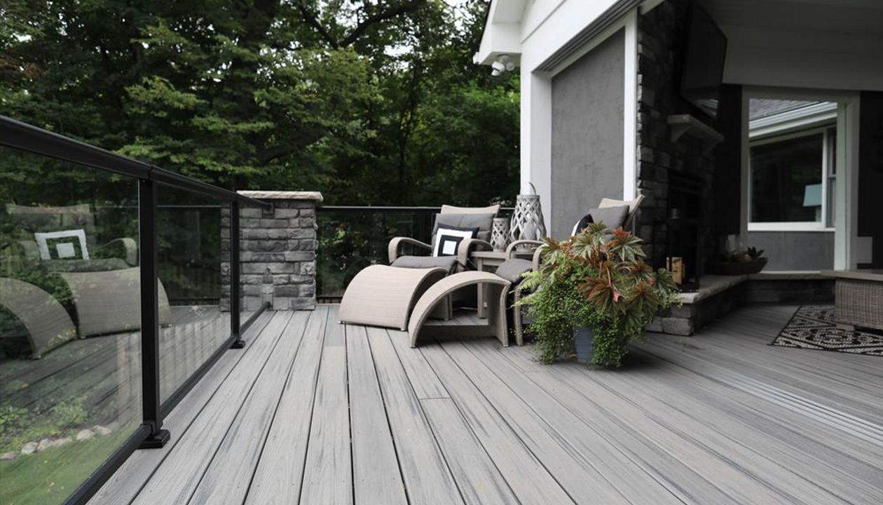 Trex decking in Island Mist - Orono