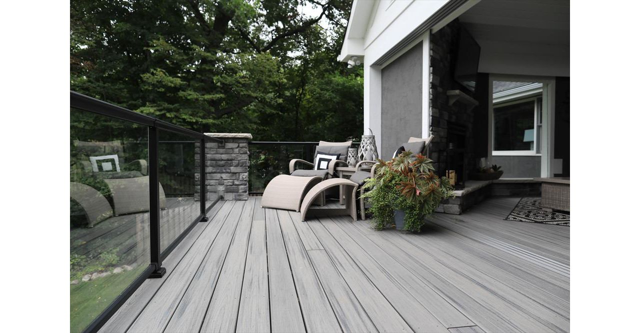 Trex decking in Island Mist - Orono