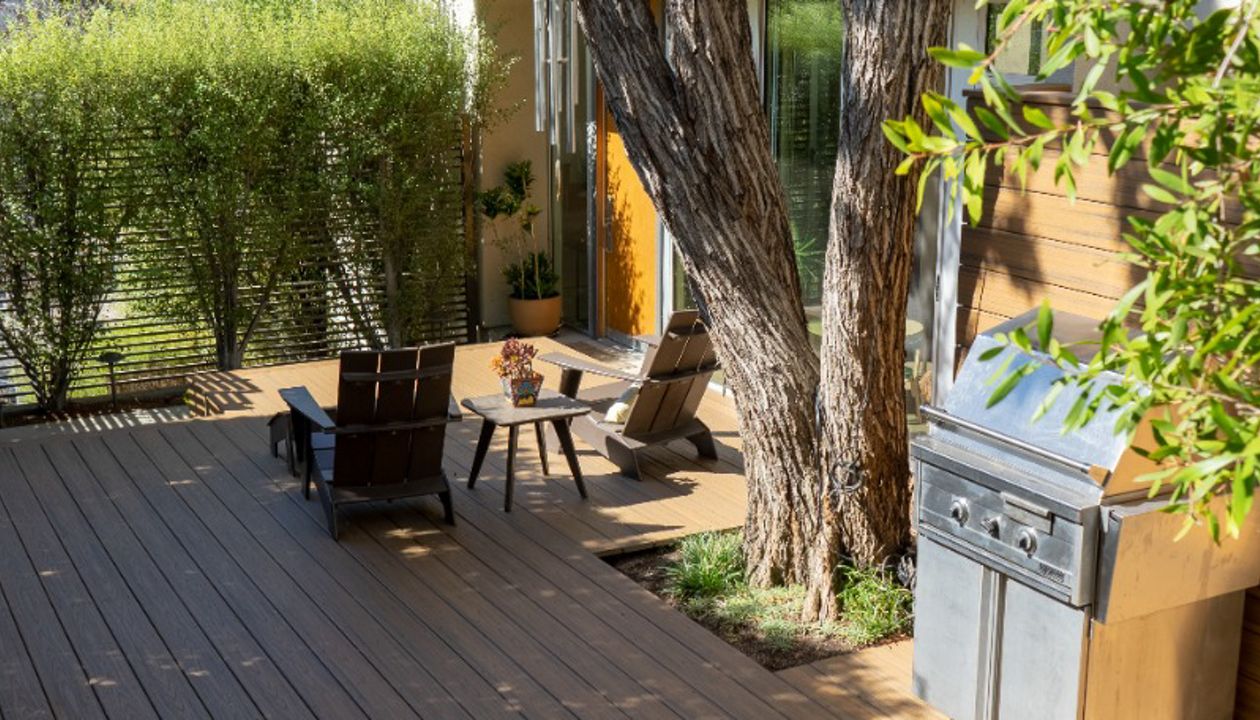 Beverly Hills Trex Deck