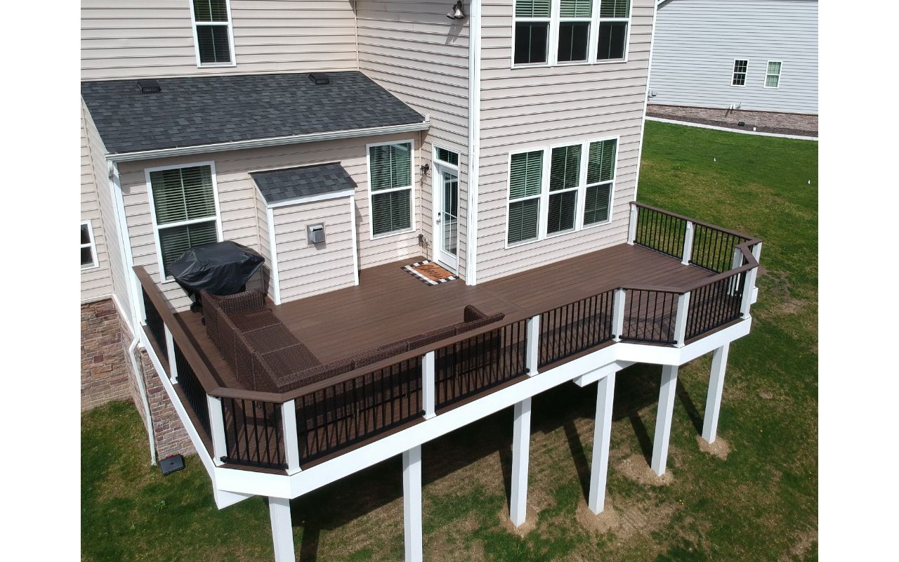 Spiced Rum decking with Black Signature railing and Spiced Rum cocktail top