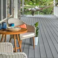 Transcend Rainier decking with Classic White railing