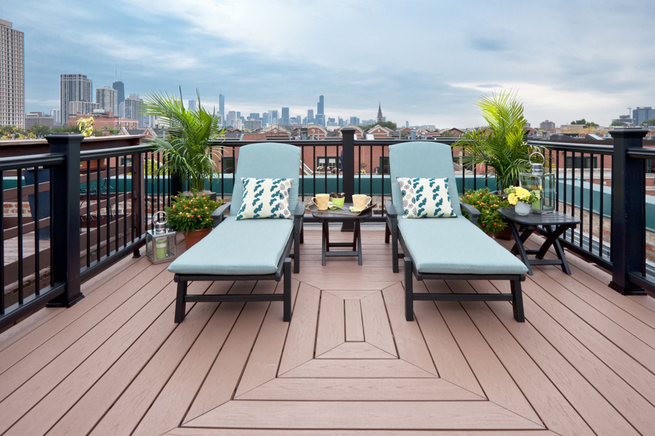 SkySnug Corners: Cozy Rooftop Retreats