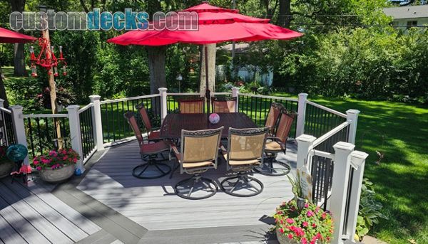 Enhance Foggy Wharf decking with Clamshell double border