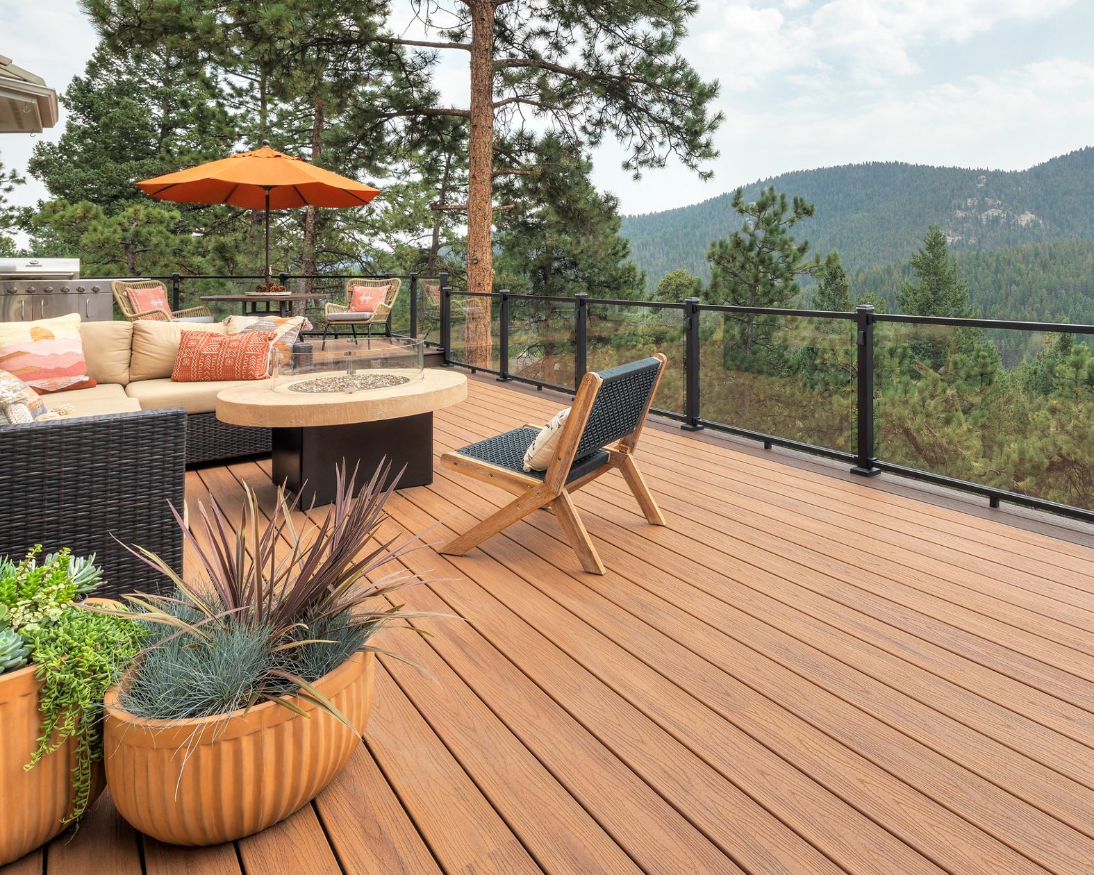 Discover Trex® Products: Composite Decking, Railing, & more | Trex