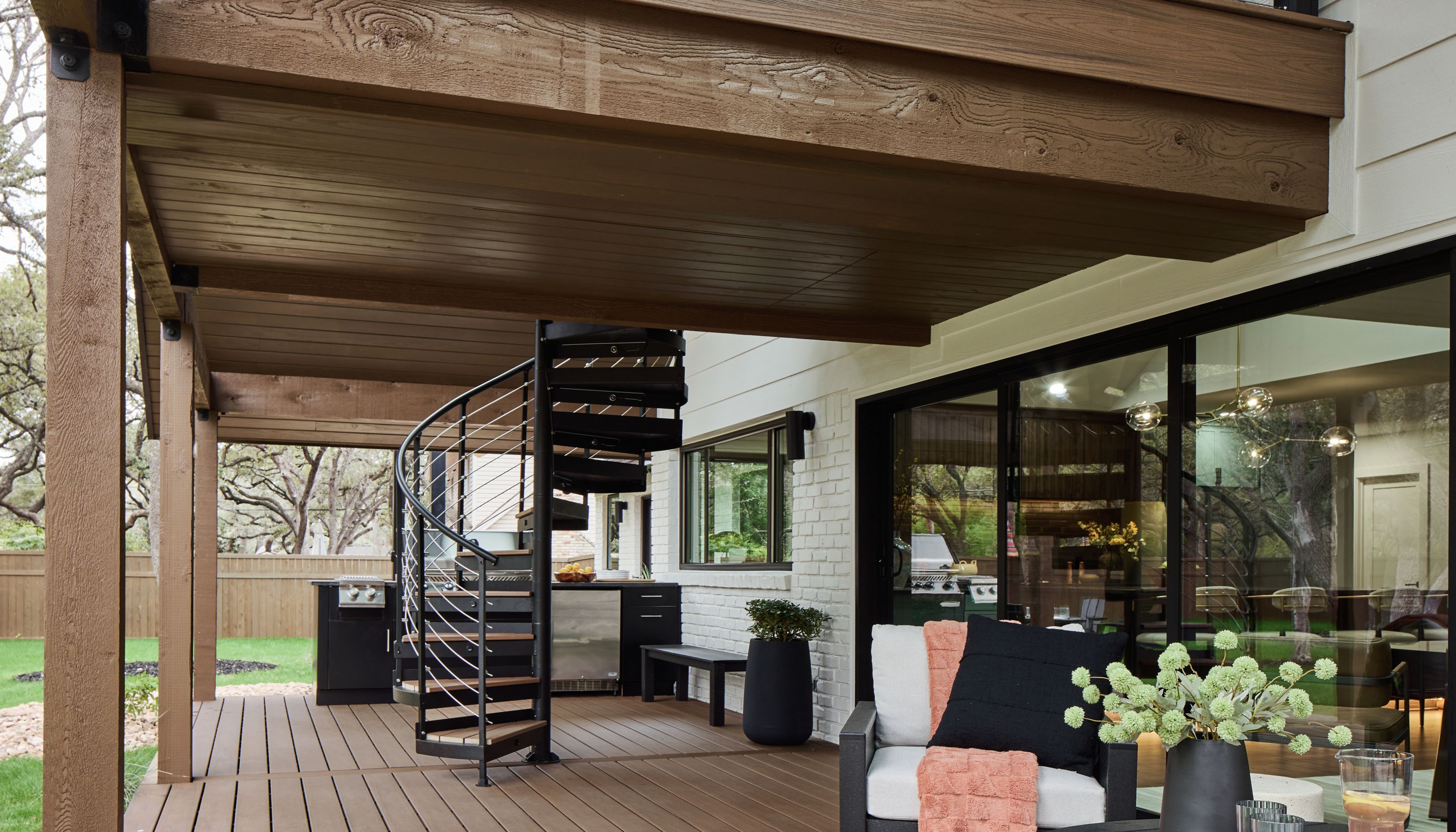 Hgtv Decks And Outdoor Living