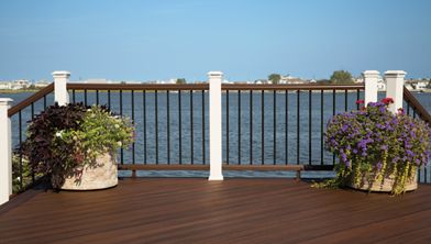 Trex Select® Railing - High Quality Deck and Stair Railing