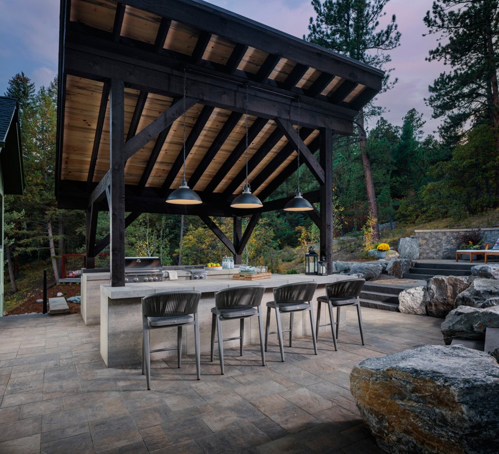 How to Use Your Outdoor Space in Every Season | Trex, image size:1024x933