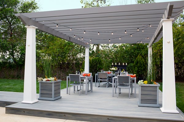 Pergola built-in lighting