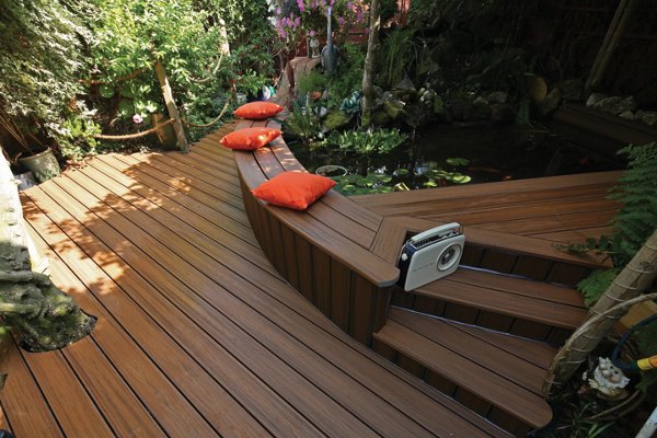 Outdoor garden deck with small deck stairs.